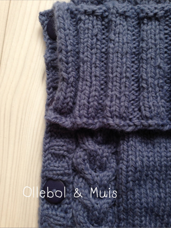 Knitted sleep sack / footmuff jeans blue