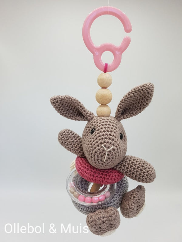 Wagenhanger / Maxi cosi hanger rammelkonijn roze/grijs
