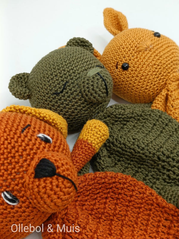 Ronnie the baby Bunny lovey gehaakte slaapknuffel