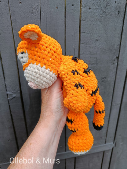 Hug Tigger