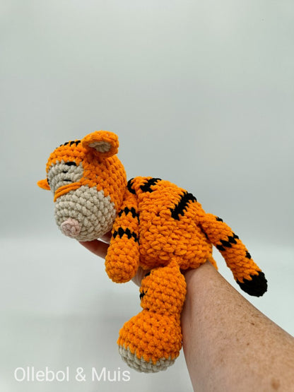 Hug Tigger