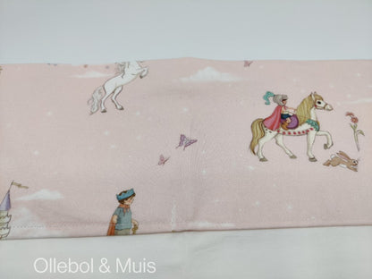 Belle &amp; Boo cot / crib sheet Fairytale Dreams