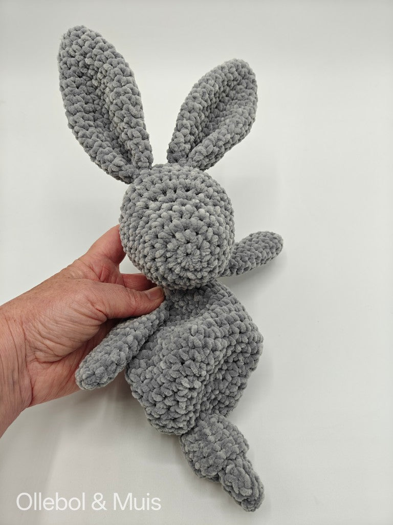 Gehaakte knuffel konijn
