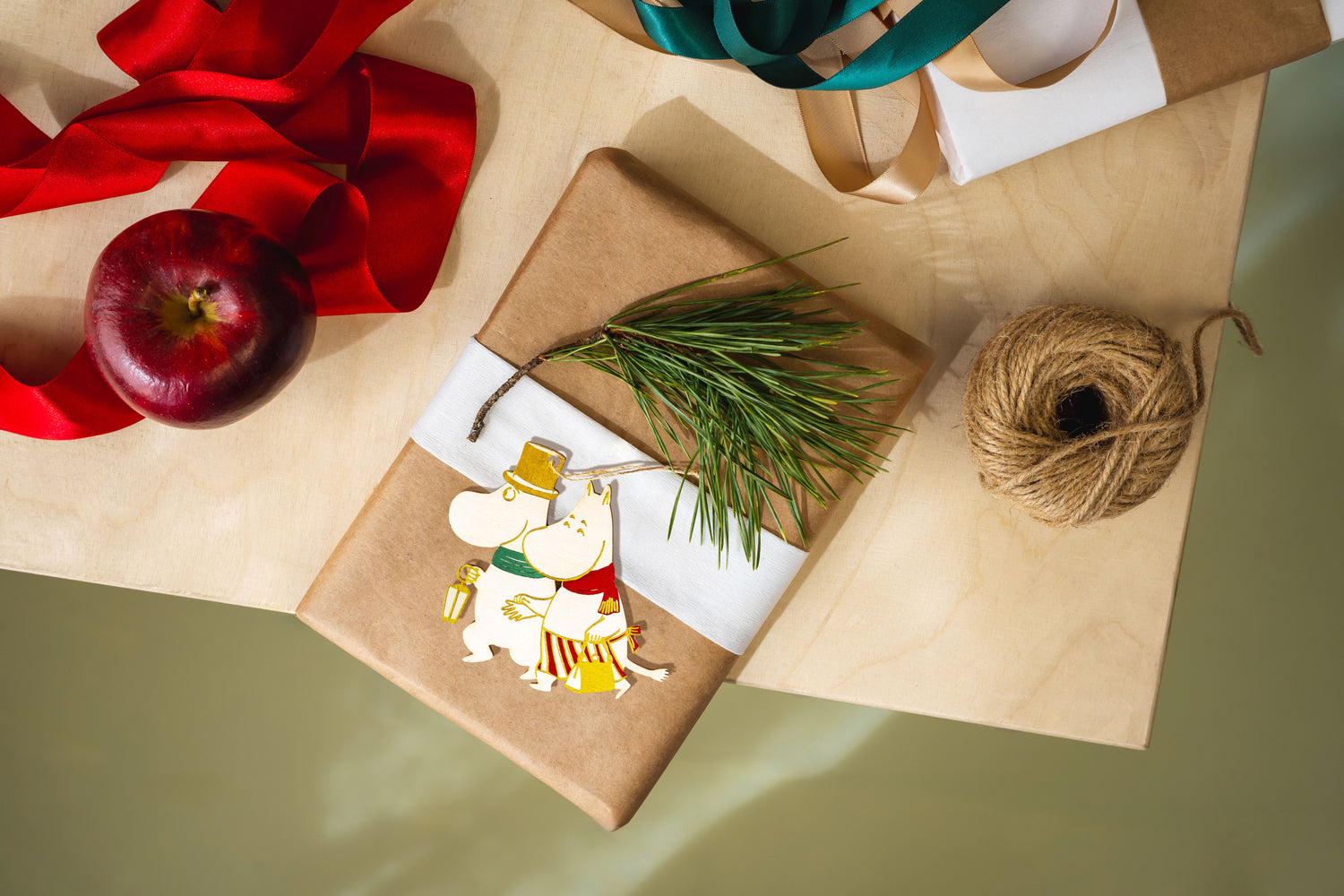 Moomin houten Kerst decoratie Moominmamma en Moominpappa