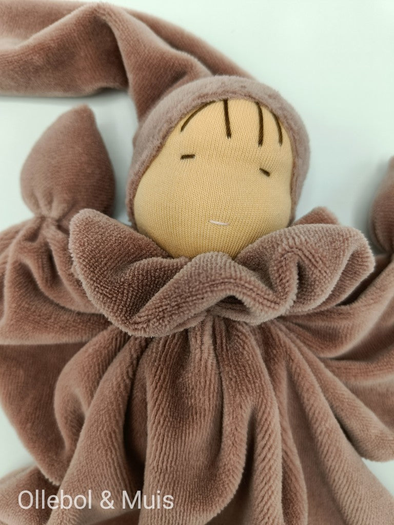 Antroposofisch vlinderpopje roze terra cotta