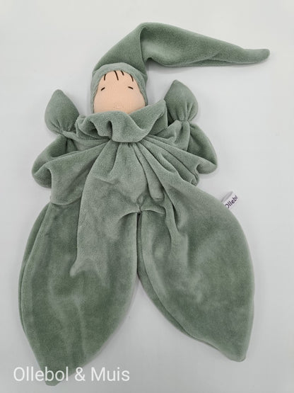 Antroposofisch vlinderpopje saffier vintage groen