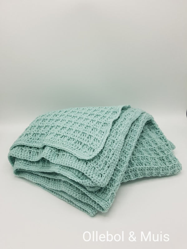 Gehäkelte Babydecke mintgrün