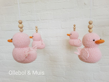 Muziekmobiel Ollebol &amp; Muis met roze eendjes