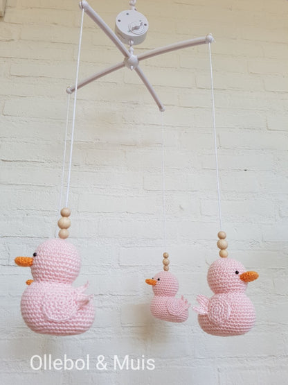Muziekmobiel Ollebol &amp; Muis met roze eendjes